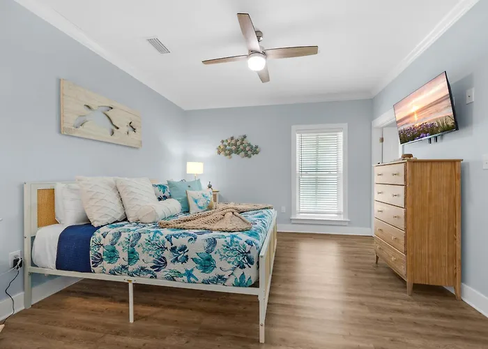 Holiday home New Luxury Coastal Hideaway Tropic Like It's Hot *