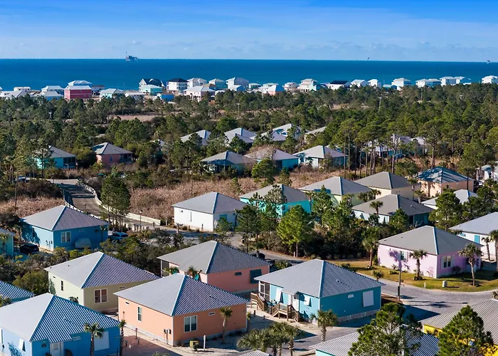 New Luxury Coastal Hideaway Tropic Like It's Hot *