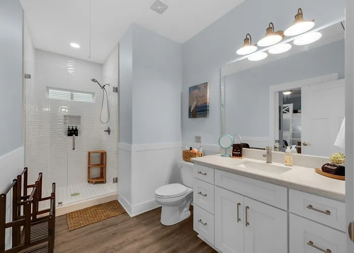New Luxury Coastal Hideaway Tropic Like It's Hot * Gulf Shores