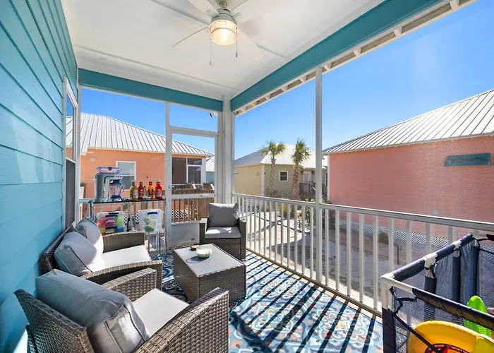 New Luxury Coastal Hideaway Tropic Like It's Hot Holiday home *