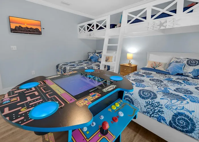 New Luxury Coastal Hideaway Tropic Like It's Hot Holiday home *
