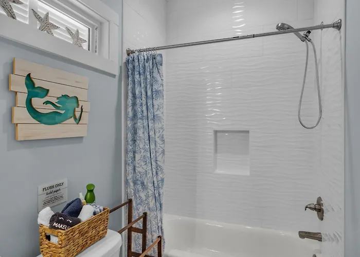 New Luxury Coastal Hideaway Tropic Like It's Hot Gulf Shores
